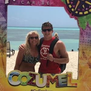 Meet your Posher, Aaron